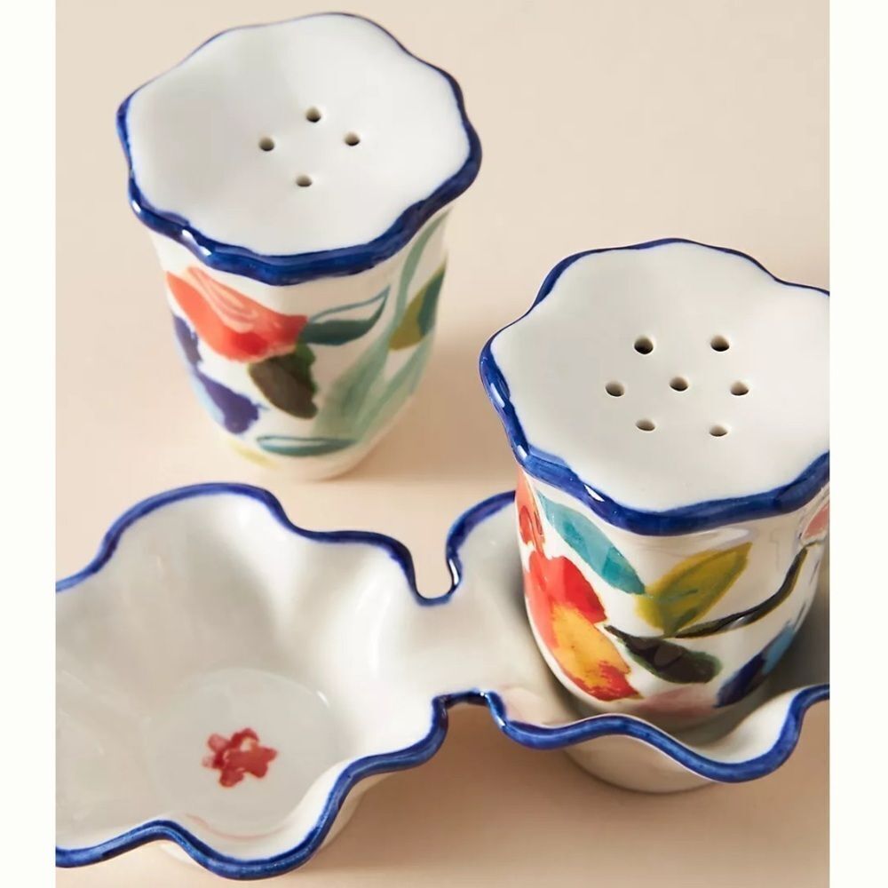 Anthropologie Luna Bakeware Salt & Pepper Shakers with ceramic holder